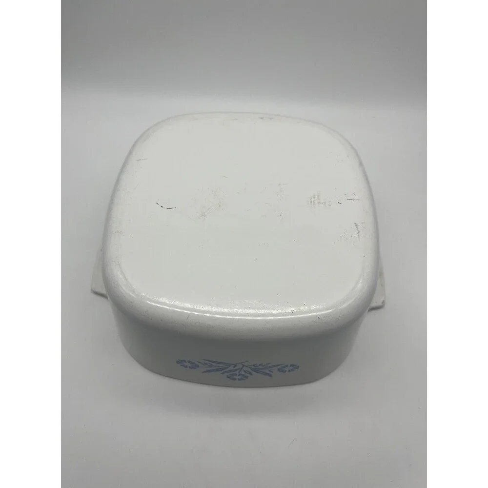Corning Ware Blue Cornflower Casserole Dish, A-3-B, w/PYREX Lid A9C